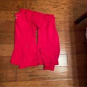 Red Wonder Wink jogger style scrub set